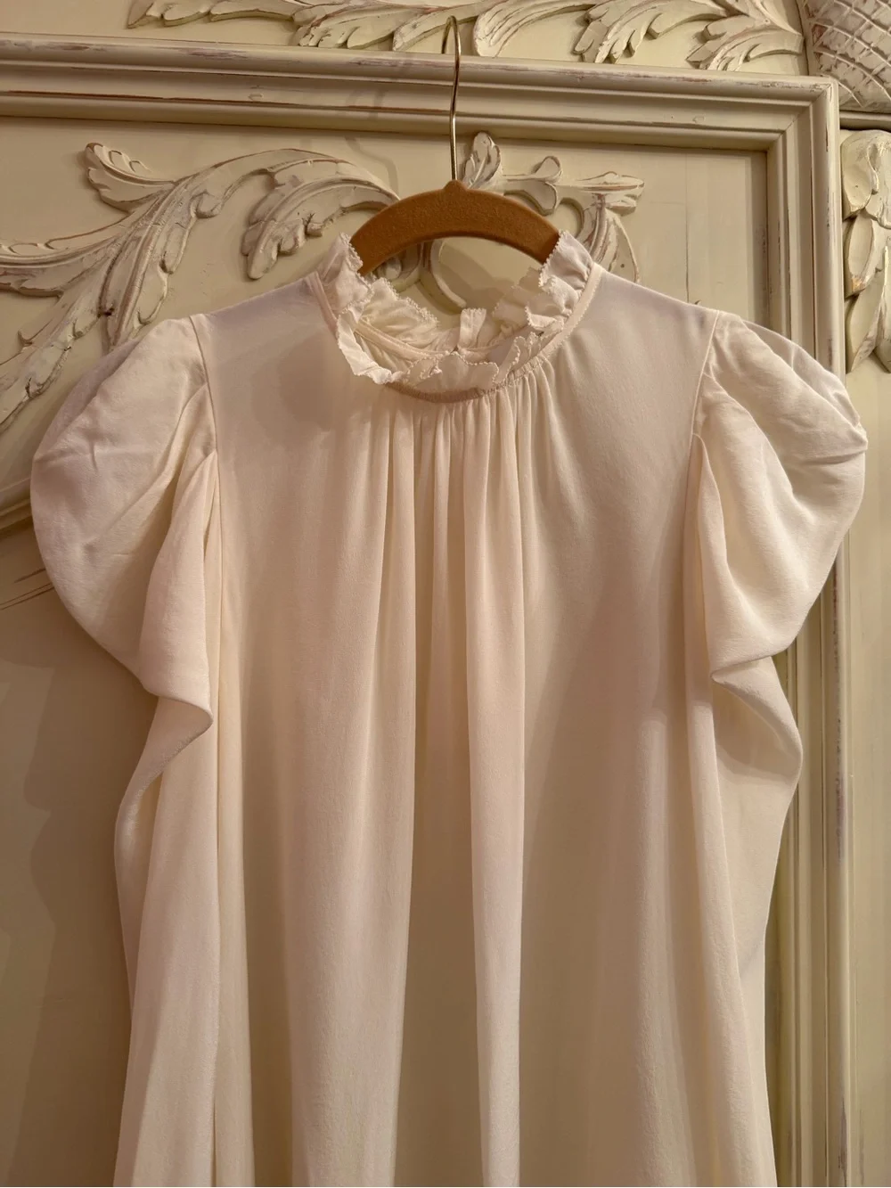 Zimmermann Ivory Ruffle-Neck Puff Sleeve Blouse size 0, US XS - Picture 1 of 8